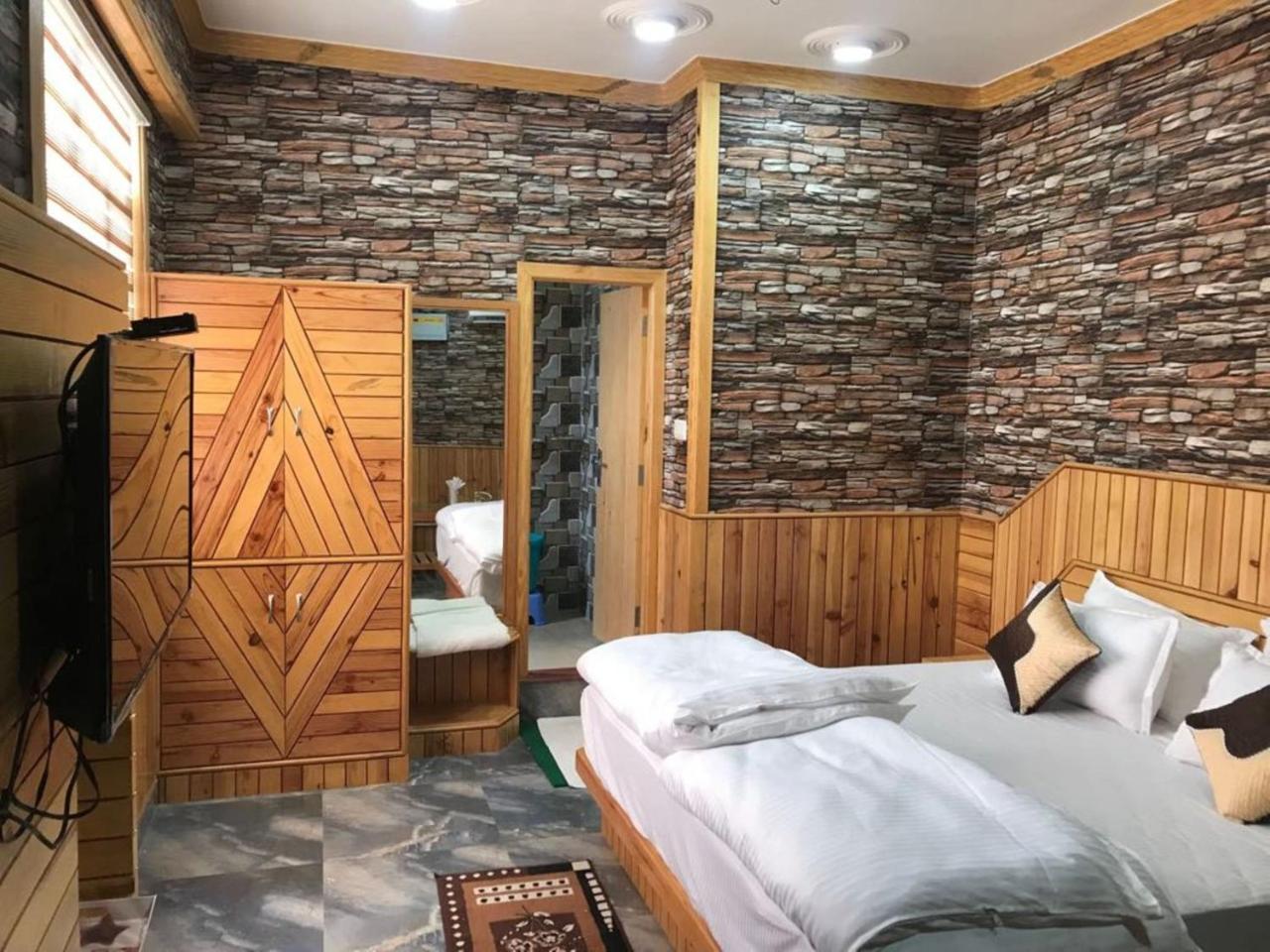 Oyo 37525 Hotel Mall Palace Pithorāgarh Extérieur photo